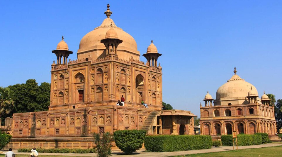 Beautiful,Khusro,Bagh,In,The,City,Of,Sangam,,Prayagraj,,India.